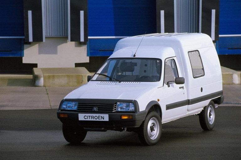 De la Citroën C15 a la Berlingo, una historia de amor por la España vacía