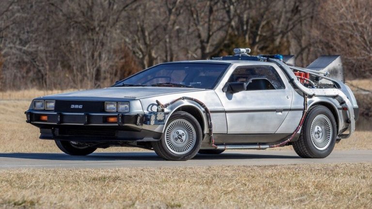 Estos son los coches más famosos que han protagonizado películas del cine español