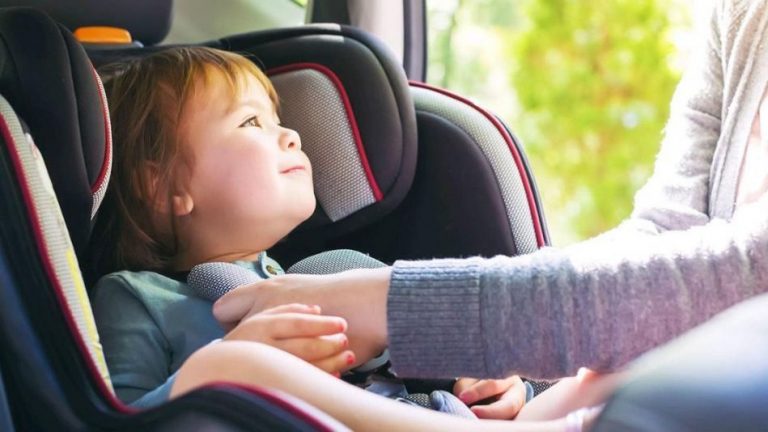El asiento del coche más seguro para un recién nacido