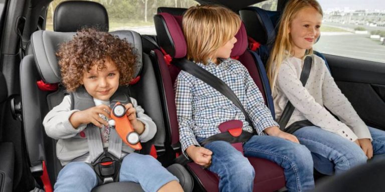 5 consejos para que los pequeños de la casa viajen con seguridad en el coche