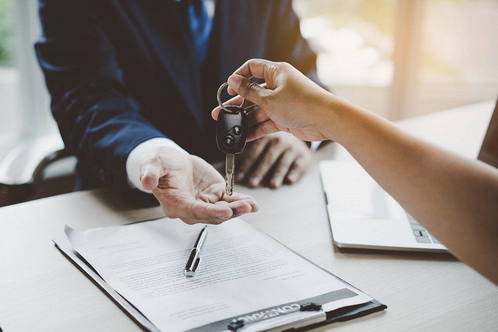 Consultar las cargas del coche, antes de comprar