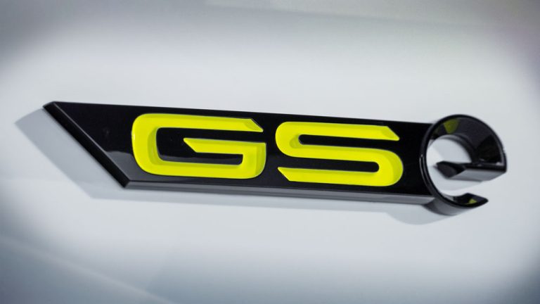 GSe: el apellido de la futura gama deportiva y eléctrica de Opel
