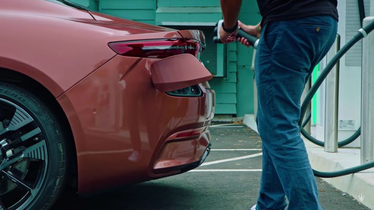 Maserati saca de paseo su electrizante GranTurismo Folgore