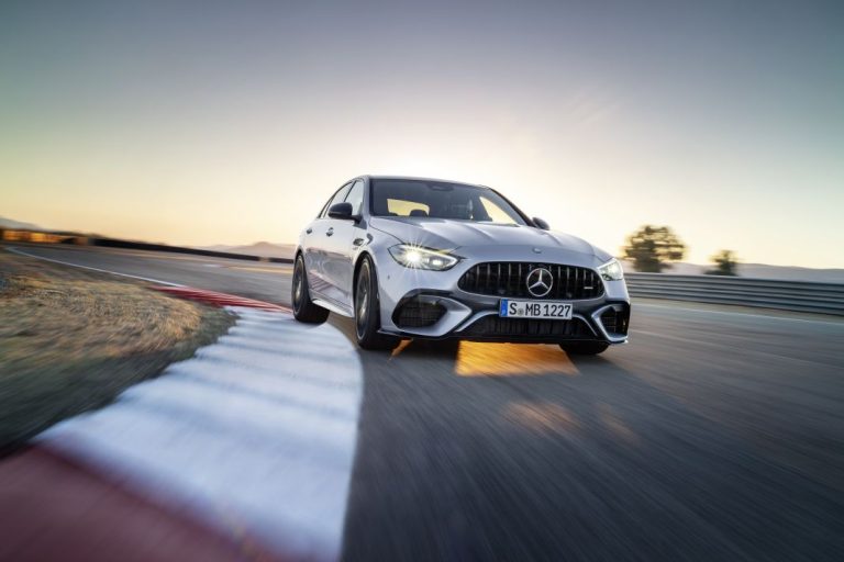 Mercedes Clase C 63 S E Performance, con el módulo motor de un F1