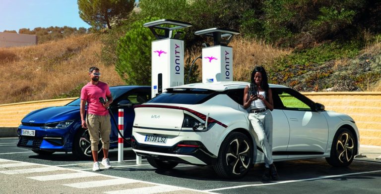 El coche eléctrico, un gran desconocido para casi el 75% de los españoles