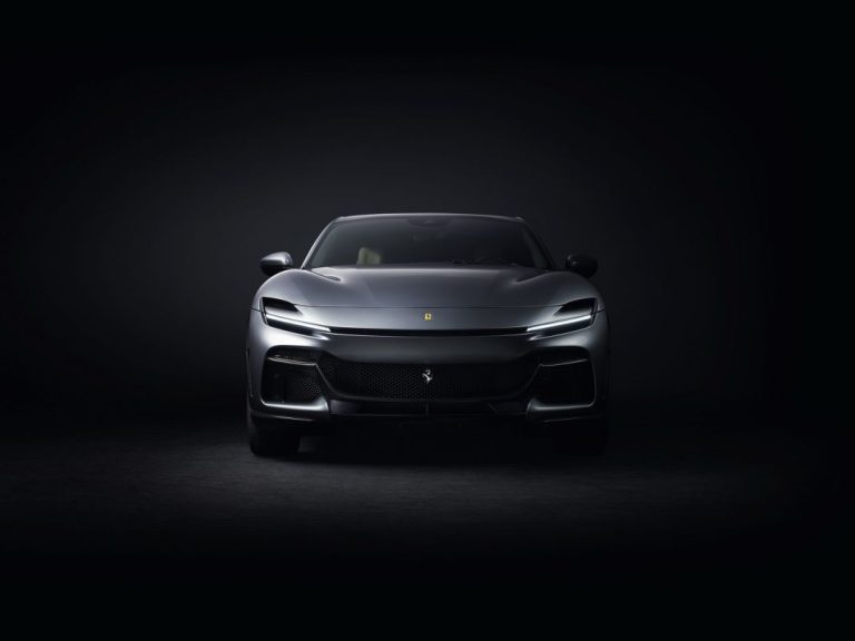 ¿Quieres un Ferrari Purosangue? Espera sentado