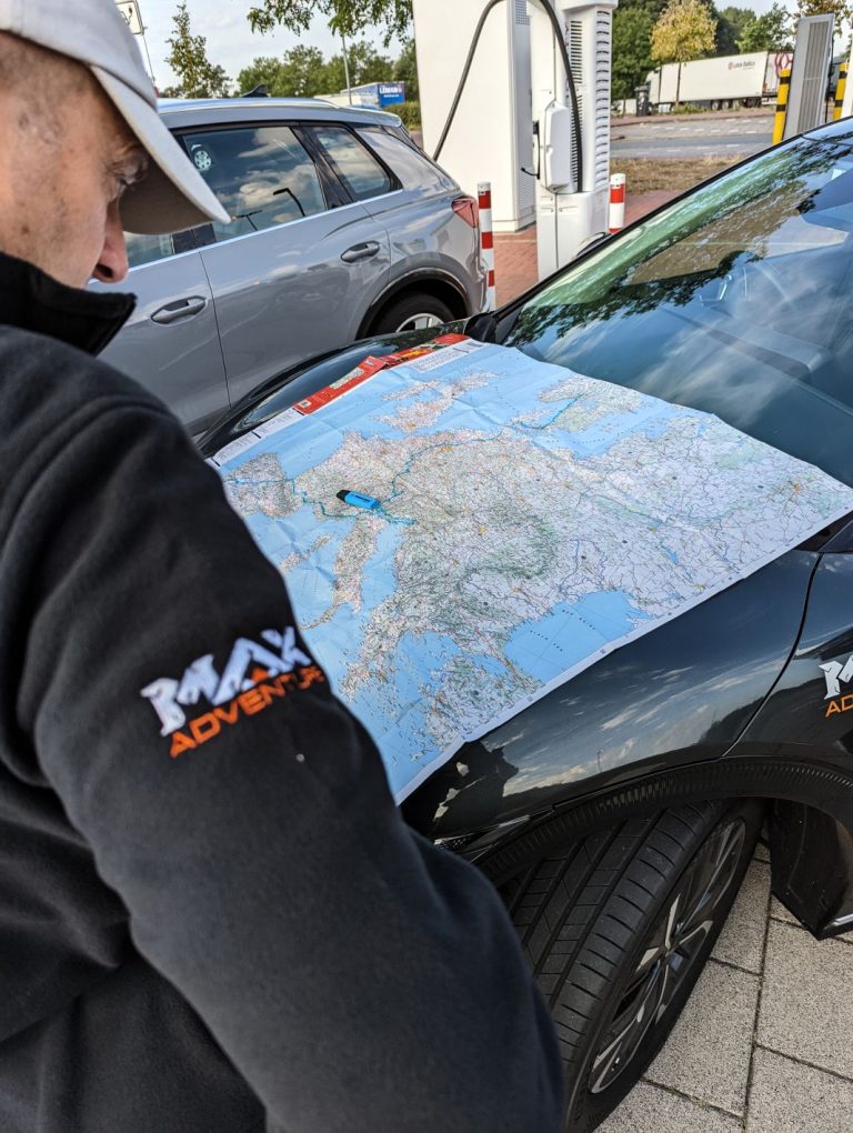 5.108 kilómetros y 16 países en menos de 90 horas a bordo de un Kia EV6