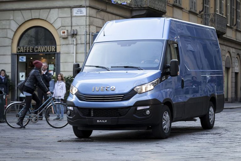 Iveco estrenará el pago por uso para camiones y furgonetas eléctricas