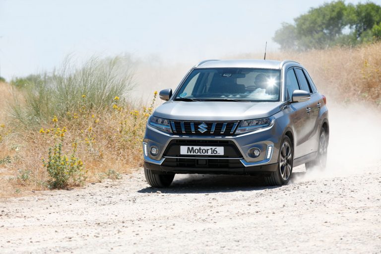 Prueba del Suzuki Vitara Strong. Ahora sí es híbrido