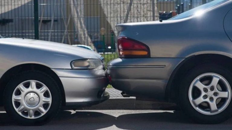 Así debes aparcar tu coche automático para no destrozar el cambio en pocos años