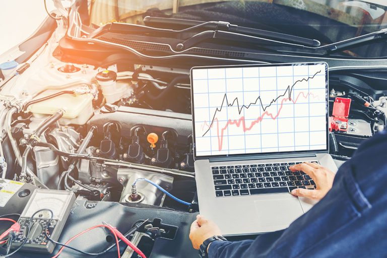 Reprogramar la centralita: mejoras o inconvenientes para tu coche