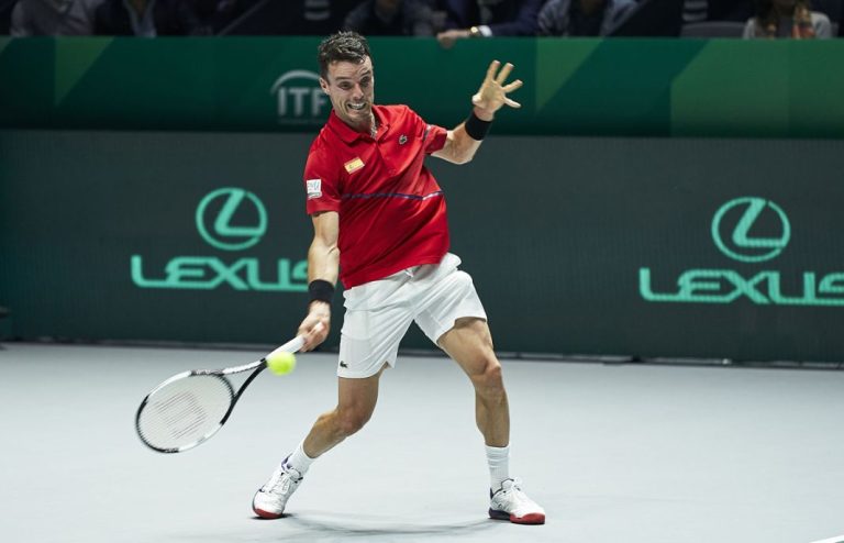 Lexus electrifica las finales de la Copa Davis de tenis