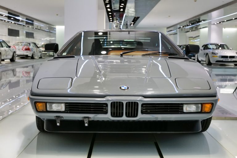 Este BMW M1 que se subasta es más especial que el resto… y caro