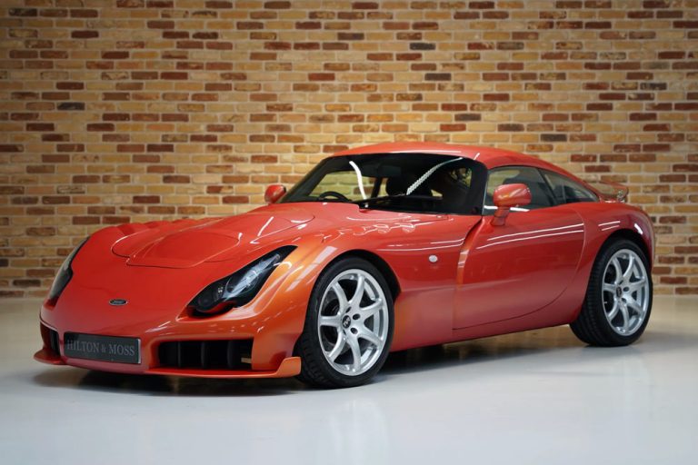 Este TVR Sagaris fue la estrella de Top Gear y ahora puede ser tuyo
