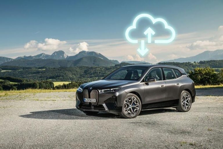 BMW actualiza por aire el software de 3,8 millones de coches