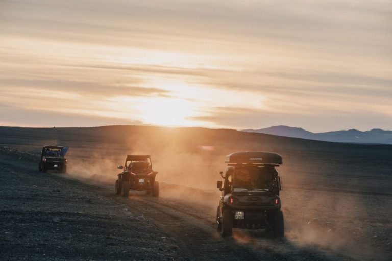 Esto es lo que pasa si mezclas seis mujeres, Islandia, una semana y vehículos Polaris