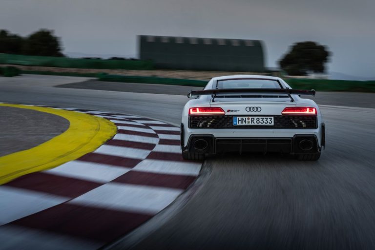 Audi R8 Coupé V10 GT RWD, sólo 333 unidades del no va más de Audi