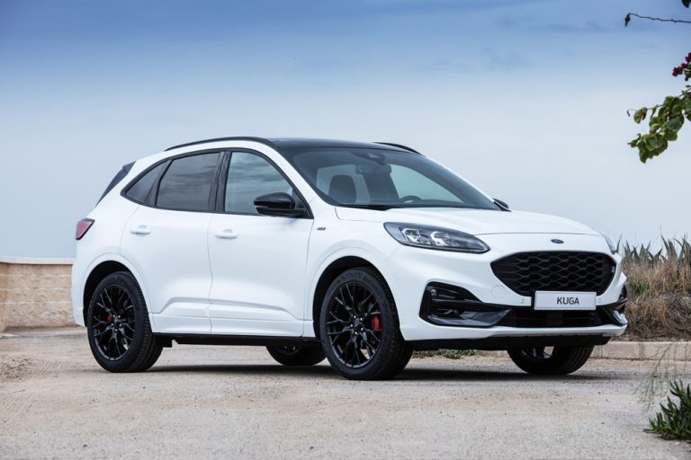 Ford Kuga PHEV, ahora más tecnológico y confortable