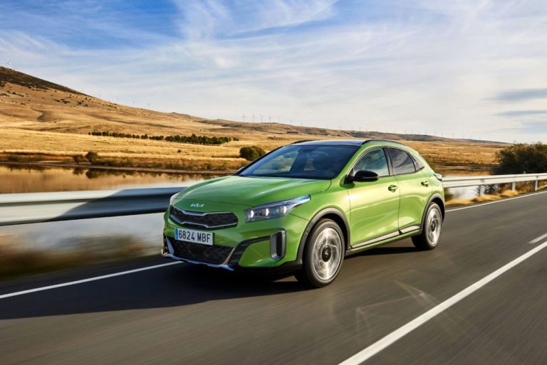 Conducimos el Kia XCeed: más carácter