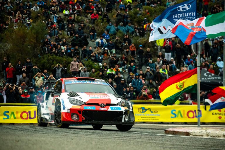 Toyota completa el doblete en el Mundial de Rallys