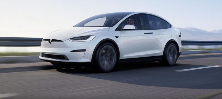 Tesla revisará la iluminación y el airbag de más de 350.000 Model 3, Model Y y Model X
