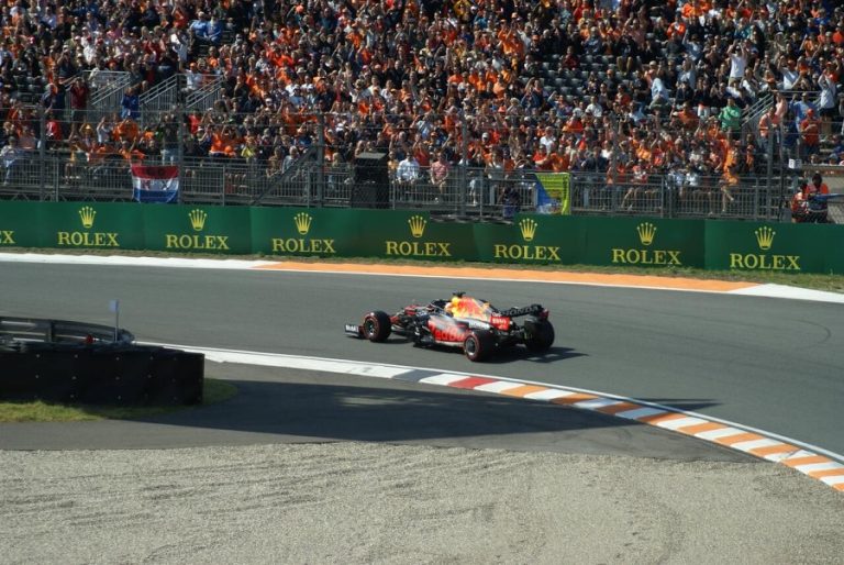 Max Verstappen, a punto de unirse a Fernando Alonso como doble campeón del mundo