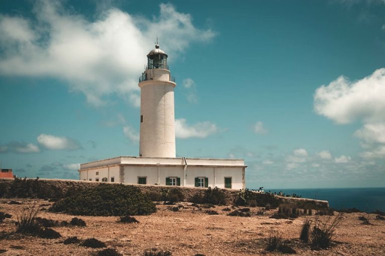 5 planes para disfrutar de Formentera en moto