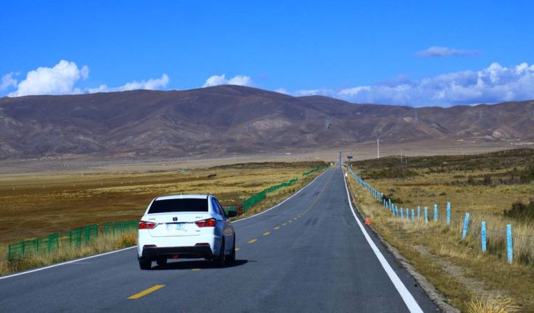 ¿Cómo saber si mi coche está preparado para circular por un camino?