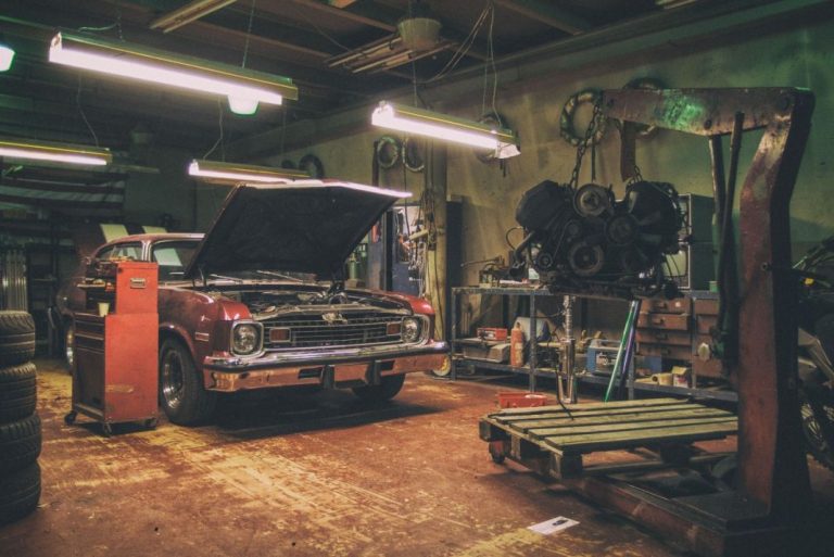 6 formas inofensivas de romper el motor de tu coche