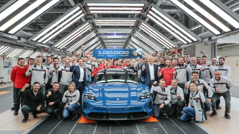 Porsche Taycan: el Porsche de los récords
