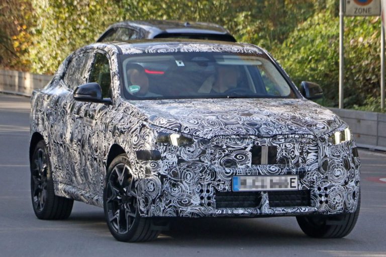 BMW iX2, las primeras fotos del nuevo eléctrico alemán