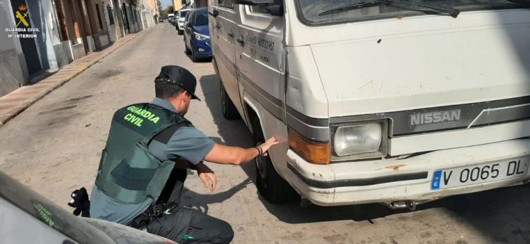 Si conduces uno de estos coches tienes más probabilidad de que te pare la Guardia Civil