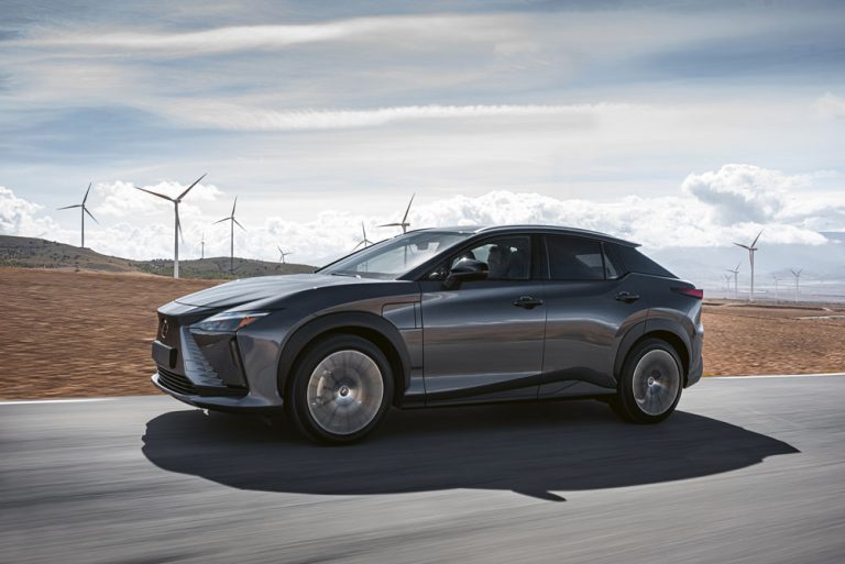Lexus RZ: El eléctrico by Lexus