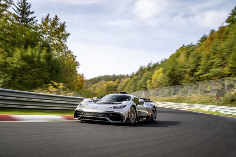 Mercedes-AMG One: no solo es el coche con matrícula más rápido en Nürburgring