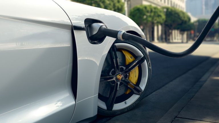 Las nuevas baterías de Porsche auguran 1.300 kilómetros de autonomía