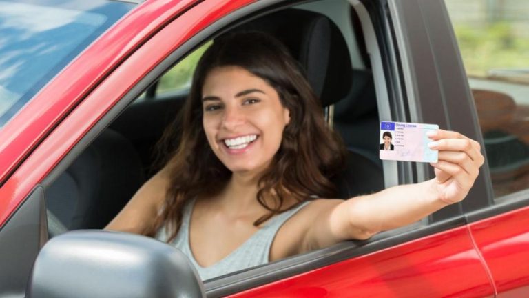 Si estás planeando tus próximas vacaciones, este es el carnet de conducir que tienes que conseguir