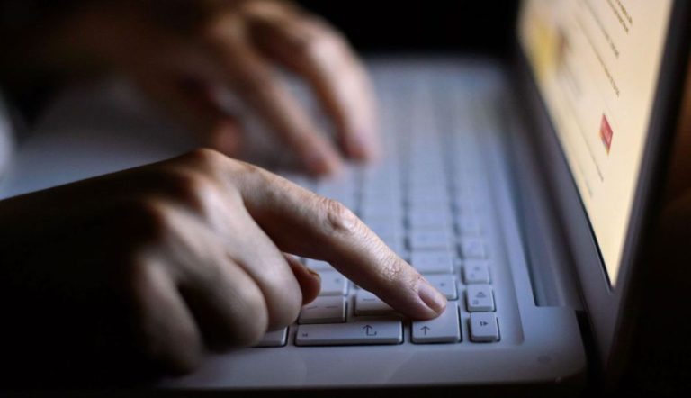 ¿Como puedo pedir cita en la DGT?