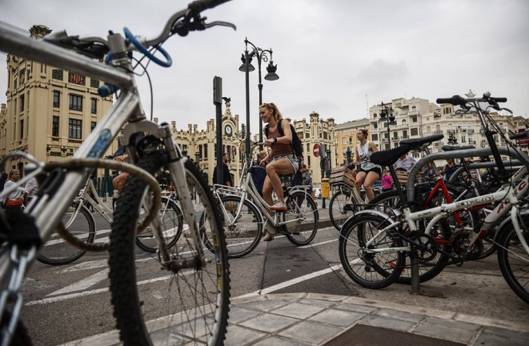 La bicicleta: Consejos por si quieres ir con ella a tu trabajo
