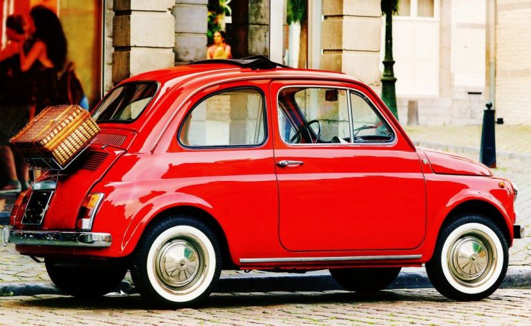 Diferencias entre un coche clásico y un coche histórico