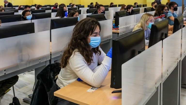 Esta es la época del año en que es más difícil aprobar el examen de conducir