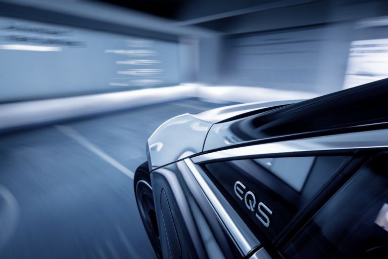 California da el OK a los Mercedes-Benz que se conducen solos
