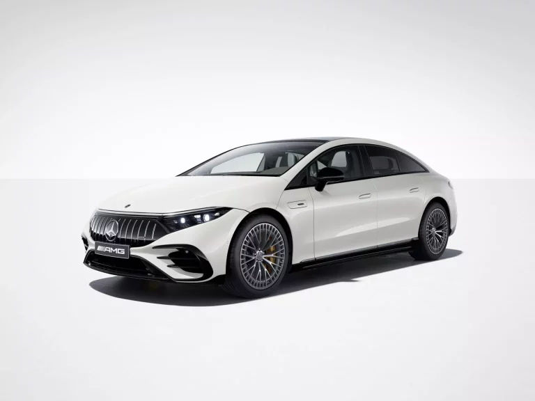 Exclusive Manufaktur personaliza al máximo el Mercedes-Benz EQS