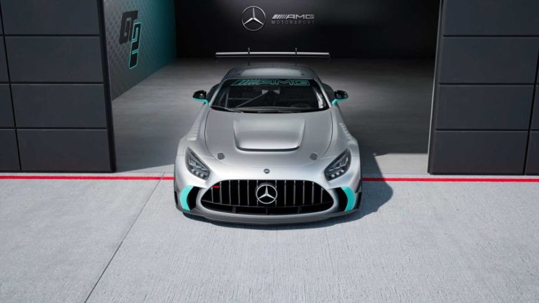 Mercedes-AMG GT2: la criatura de carreras más extrema de la marca