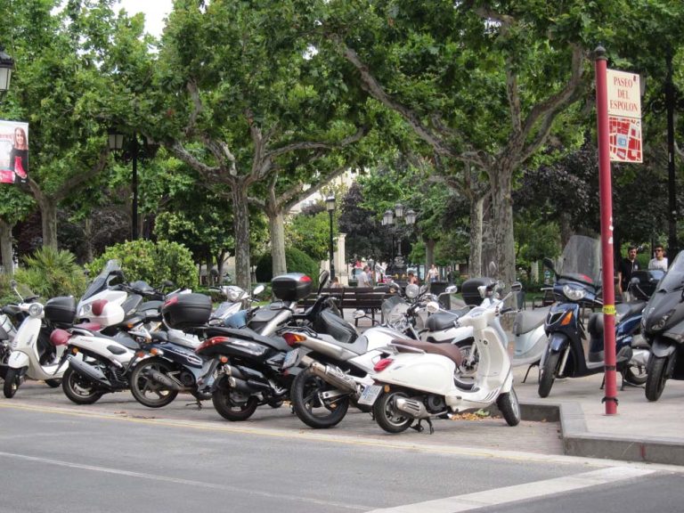 Tres de cada diez motos no pueden acceder actualmente a las ZBE