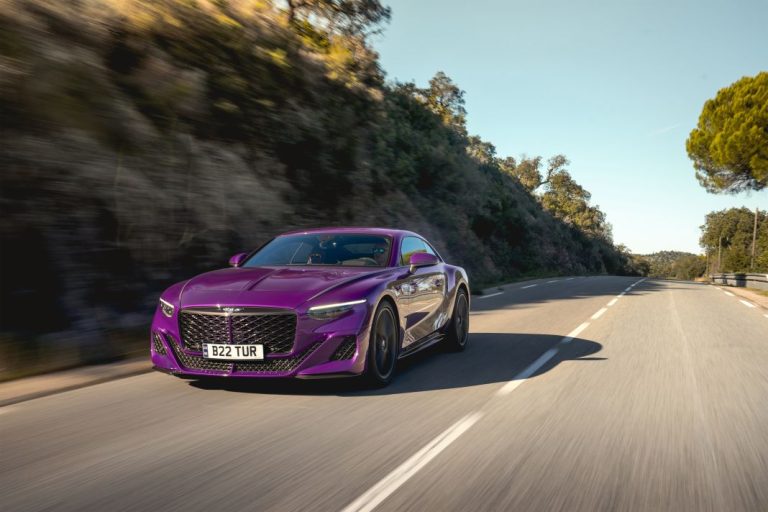 El Bentley Batur entra en su fase final de desarrollo