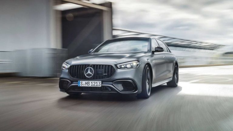 Mercedes-AMG S 63 E Performance 2023 con motor V8 PHEV y 802 CV