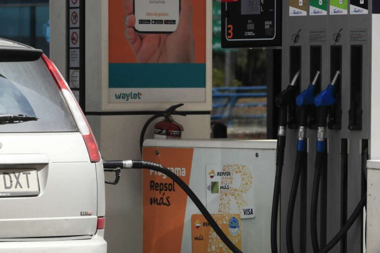 Llega el verano y la subida de la gasolina. Pero estas son las pesimistas previsiones que hacen los expertos