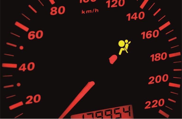 Para arreglar tu airbag solo necesitas esto que compras en una ferretería