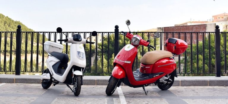 Estas son las ventajas de un ciclomotor eléctrico en la ciudad