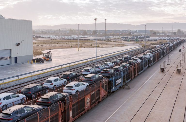 Los millones de euros que reciben Seat y Volkswagen para el desarrollo ferroviario de sus plantas españolas